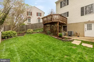 9146 Silchester Ct, Burke, VA 22015 - Photo 27