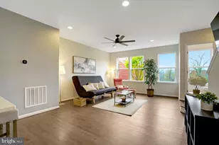 8374 Sallyport St, Lorton, VA 22079 - Photo 7