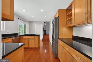 11715 Lariat Ln, Oakton, VA 22124 - Photo 37