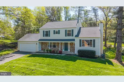 11715 Lariat Lane, Oakton, VA 22124 - Photo 3