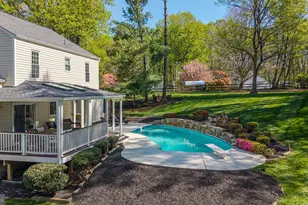 11715 Lariat Ln, Oakton, VA 22124 - Photo 13