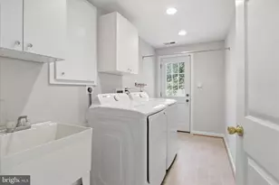 2130 Freda Dr, Vienna, VA 22181 - Photo 29