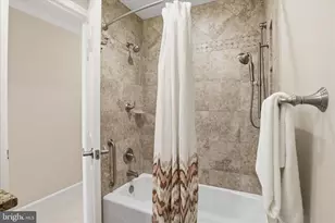 2130 Freda Dr, Vienna, VA 22181 - Photo 23