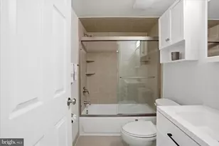 7097 Spring Garden Dr, Springfield, VA 22150 - Photo 25