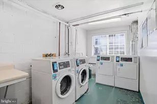 7097 Spring Garden Dr, Springfield, VA 22150 - Photo 31