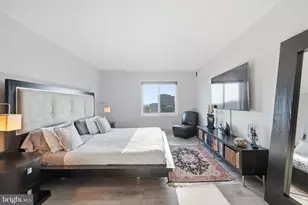 8340 Greensboro Dr, McLean, VA 22102 - Photo 25