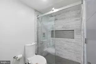 8340 Greensboro Dr, McLean, VA 22102 - Photo 21