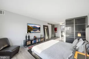 8340 Greensboro Dr, McLean, VA 22102 - Photo 27