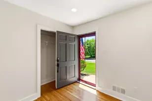 7708 Jansen Dr, Springfield, VA 22152 - Photo 3