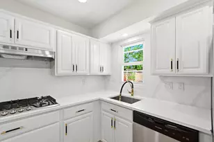 7708 Jansen Dr, Springfield, VA 22152 - Photo 15