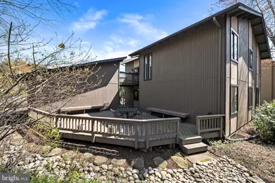 5224 Bradfield Drive, Burke, VA 22015 - Photo 13