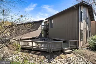 5224 Bradfield Dr, Burke, VA 22015 - Photo 13