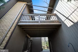 5224 Bradfield Dr, Burke, VA 22015 - Photo 11