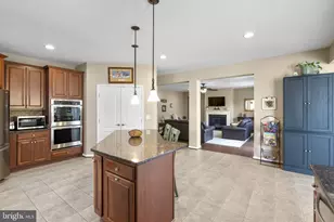 9323 Castle Hill Rd, Springfield, VA 22153 - Photo 19