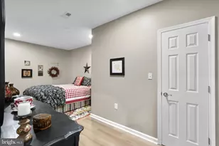 9323 Castle Hill Rd, Springfield, VA 22153 - Photo 61