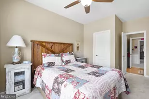 9323 Castle Hill Rd, Springfield, VA 22153 - Photo 47