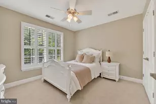 2795 Middleton Farm Ct, Herndon, VA 20171 - Photo 33