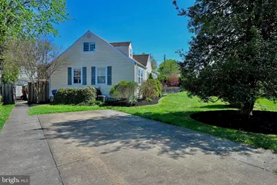 6936 Regent Ln, Falls Church, VA 22042 - Photo 7