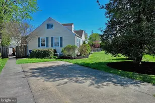 6936 Regent Ln, Falls Church, VA 22042 - Photo 21