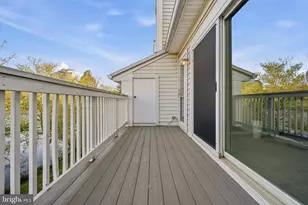 2822 Yarling Ct, Falls Church, VA 22042 - Photo 33