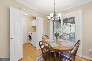 9800 Kohoutek Ct, Vienna, VA 22182 - Photo 7