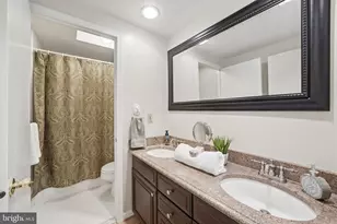 9800 Kohoutek Ct, Vienna, VA 22182 - Photo 23