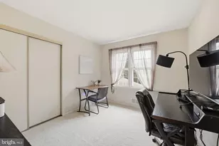 9800 Kohoutek Ct, Vienna, VA 22182 - Photo 25