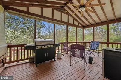 9800 Kohoutek Court, Vienna, VA 22182 - Photo 33