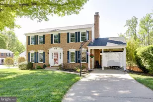 9009 Lake Braddock Dr, Burke, VA 22015 - Photo 31