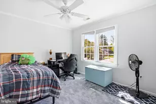 9009 Lake Braddock Dr, Burke, VA 22015 - Photo 15