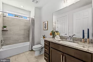 4592 Marshall Hls Ln, Fairfax, VA 22030 - Photo 33