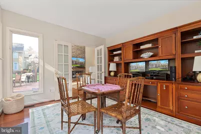 9107 Meadowcreek Lane, Lorton, VA 22079 - Photo 7