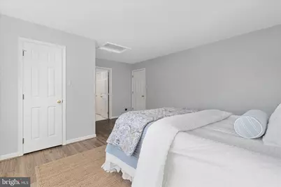 9107 Meadowcreek Lane, Lorton, VA 22079 - Photo 27