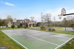 9107 Meadowcreek Ln, Lorton, VA 22079 - Photo 63