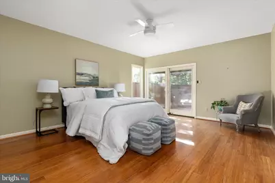 9107 Meadowcreek Lane, Lorton, VA 22079 - Photo 15