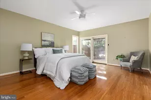 9107 Meadowcreek Ln, Lorton, VA 22079 - Photo 15