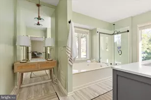 9107 Meadowcreek Ln, Lorton, VA 22079 - Photo 19