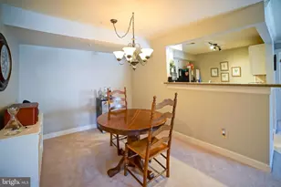 12205 Fairfield House Dr, Fairfax, VA 22033 - Photo 9