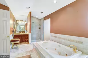11224 Devereux Manor Ln, Fairfax Station, VA 22039 - Photo 49