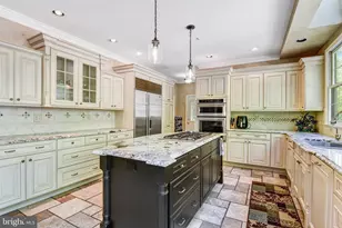 11224 Devereux Manor Ln, Fairfax Station, VA 22039 - Photo 23
