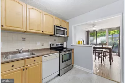 2059 Huntington Avenue #304, Alexandria, VA 22303 - Photo 15