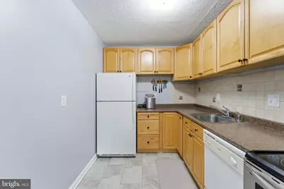 2059 Huntington Avenue #304, Alexandria, VA 22303 - Photo 13