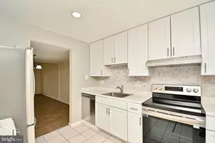 2767 January Ct, Falls Church, VA 22043 - Photo 5