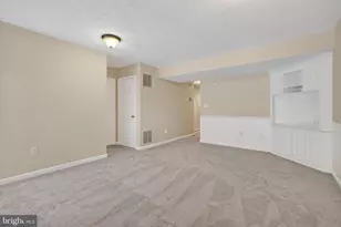 5169 Ballycastle Cir, Alexandria, VA 22315 - Photo 27