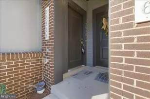 13538 Sayward Blvd, Herndon, VA 20171 - Photo 7