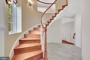 7749 Legere Ct, McLean, VA 22102 - Photo 9