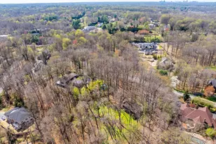 901 Chinquapin Rd, McLean, VA 22102 - Photo 11