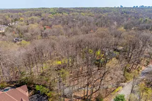 901 Chinquapin Rd, McLean, VA 22102 - Photo 9