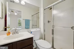 13109 Quail Creek Ln, Fairfax, VA 22033 - Photo 15