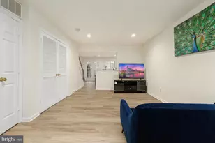 13109 Quail Creek Ln, Fairfax, VA 22033 - Photo 3